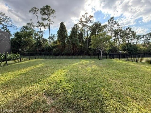 2852 Royal Gardens AVE, Fort Myers, FL 33916