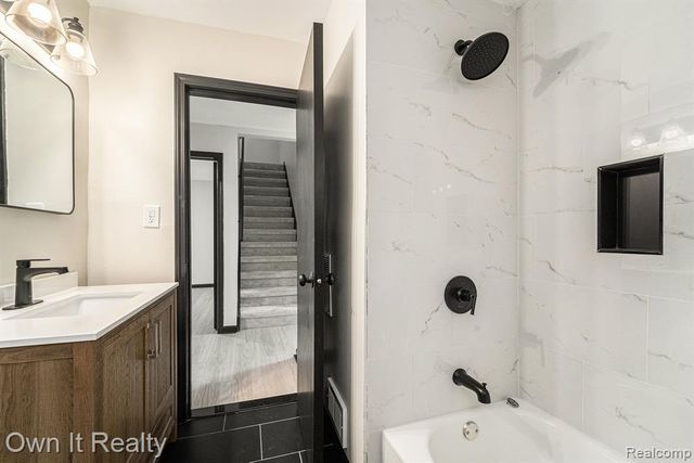 19147 Redfern Street, Detroit, MI 48219