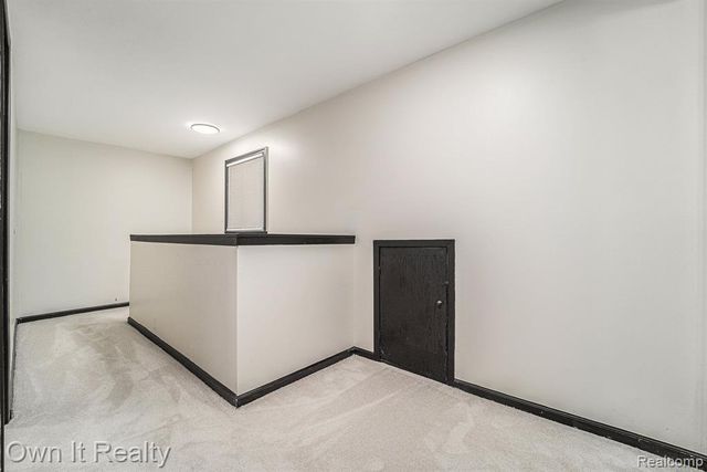 19147 Redfern Street, Detroit, MI 48219