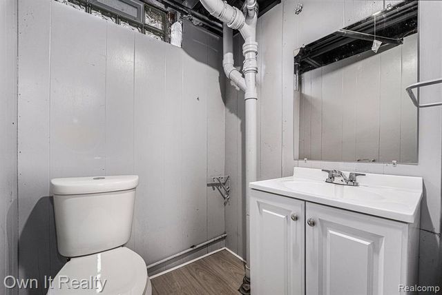 19147 Redfern Street, Detroit, MI 48219