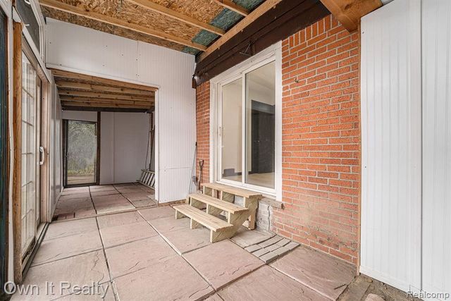 19147 Redfern Street, Detroit, MI 48219