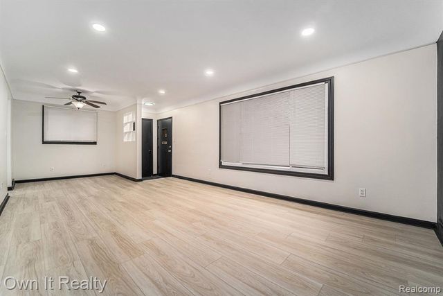 19147 Redfern Street, Detroit, MI 48219