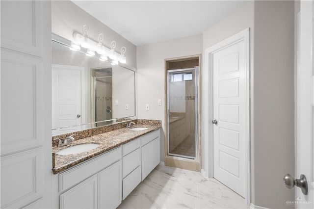 4408 Xanthisma Avenue, Mcallen, TX 78504