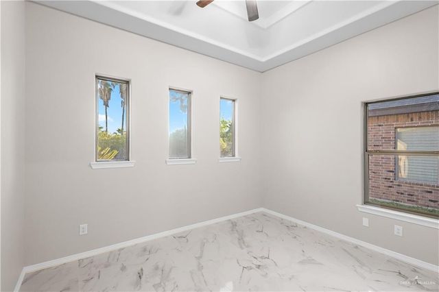 4408 Xanthisma Avenue, Mcallen, TX 78504