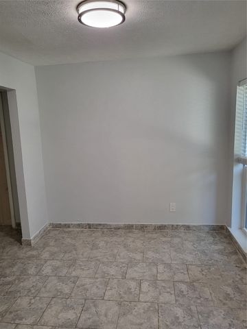 4317 Hartford Street 109, Dallas, TX 75219