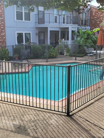 4317 Hartford Street 109, Dallas, TX 75219