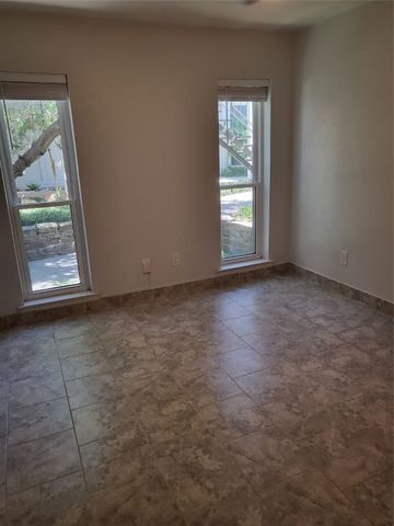 4317 Hartford Street 109, Dallas, TX 75219