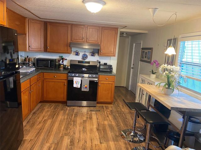 4097 46TH AVENUE N 114, St Petersburg, FL 33714