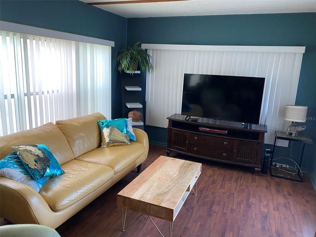 4097 46TH AVENUE N 114, St Petersburg, FL 33714