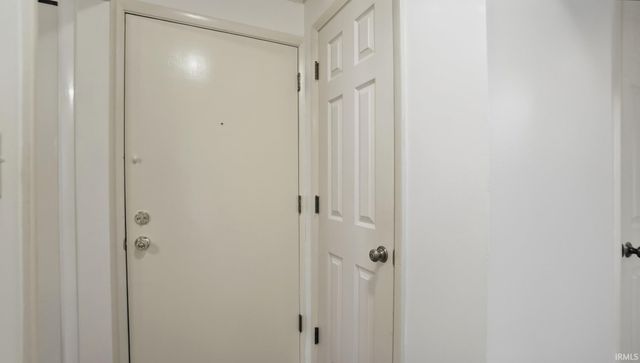 5505 S Wayne Ave Apt C, Fort Wayne, IN 46807