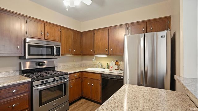 5505 S Wayne Ave Apt C, Fort Wayne, IN 46807