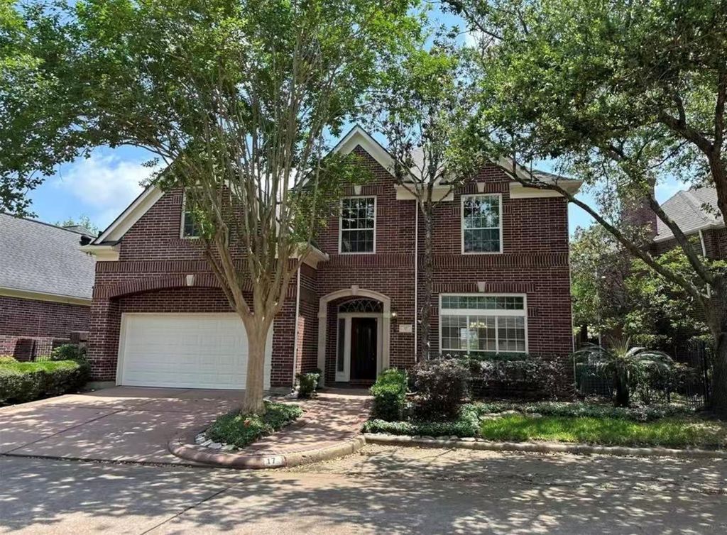 17 Ambleside Crescent Drive, Sugar Land, TX 77479