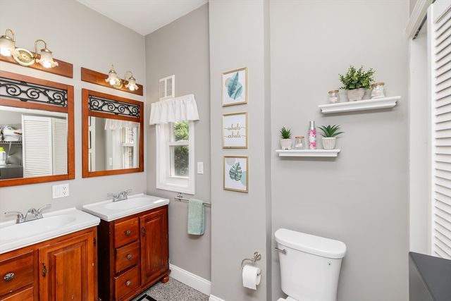 59 W 7th St 3, Boston, MA 02127