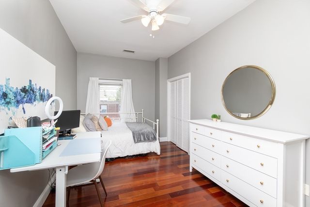 59 W 7th St 3, Boston, MA 02127