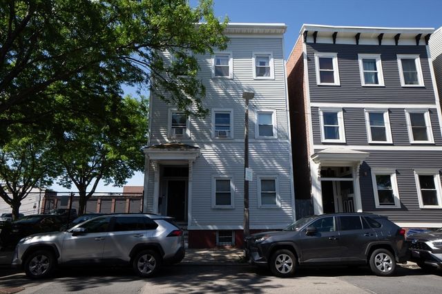 59 W 7th St 3, Boston, MA 02127