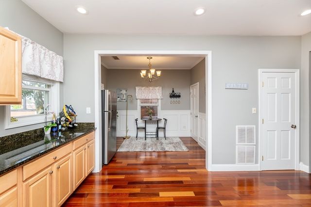 59 W 7th St 3, Boston, MA 02127