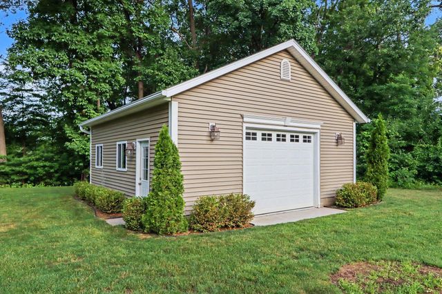 7766 5th Street, Mattawan, MI 49071
