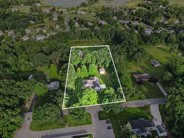 7766 5th Street, Mattawan, MI 49071