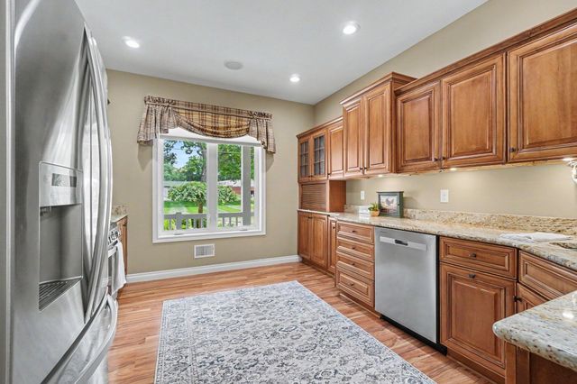 7766 5th Street, Mattawan, MI 49071