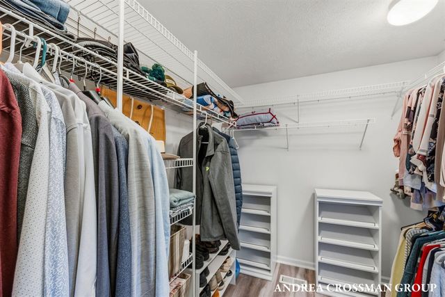 6655 Westshire Drive, Norton Shores, MI 49444
