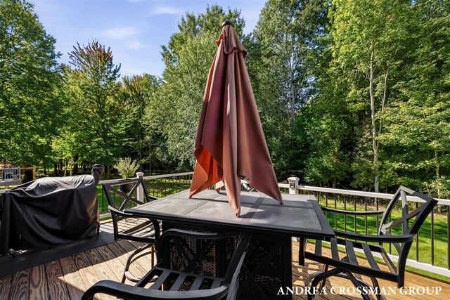 6655 Westshire Drive, Norton Shores, MI 49444