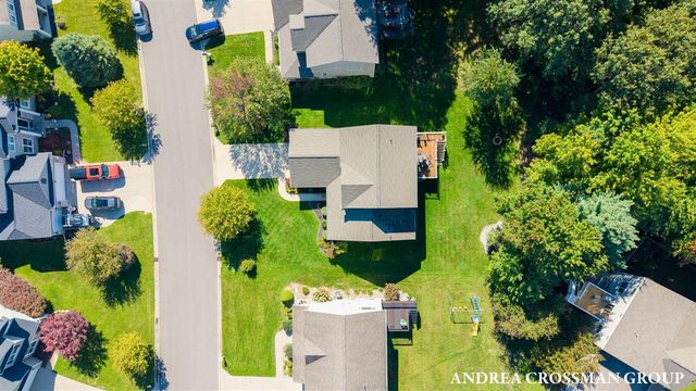 6655 Westshire Drive, Norton Shores, MI 49444