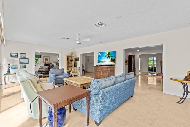 4747 S Lake Drive, Boynton Beach, FL 33436