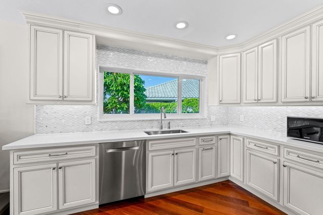 4747 S Lake Drive, Boynton Beach, FL 33436