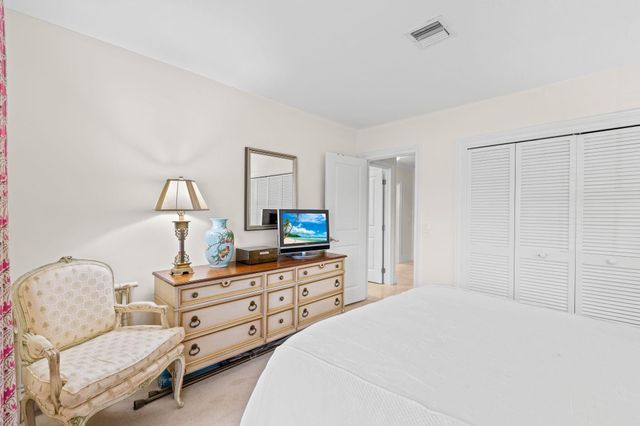 4747 S Lake Drive, Boynton Beach, FL 33436