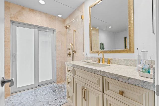 4747 S Lake Drive, Boynton Beach, FL 33436