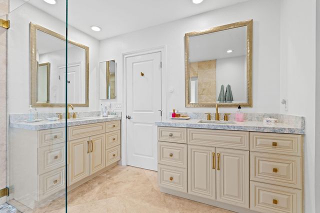 4747 S Lake Drive, Boynton Beach, FL 33436