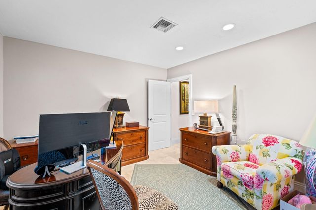 4747 S Lake Drive, Boynton Beach, FL 33436