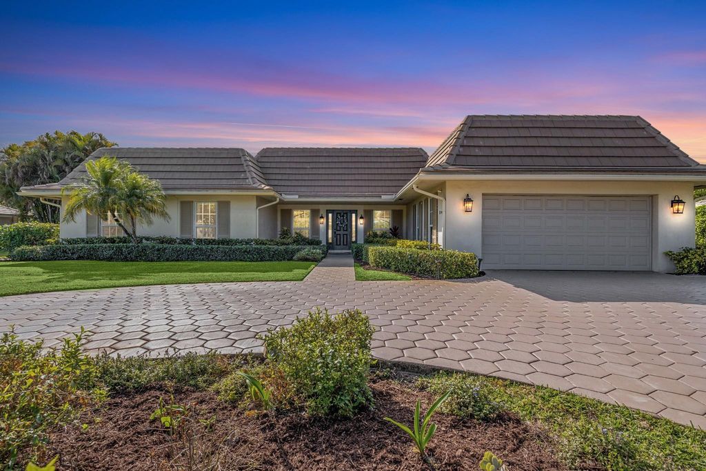 4747 S Lake Drive, Boynton Beach, FL 33436