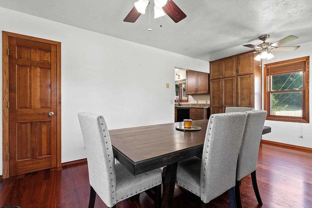 2100 HILLSIDE LANE, Green Bay, WI 54302