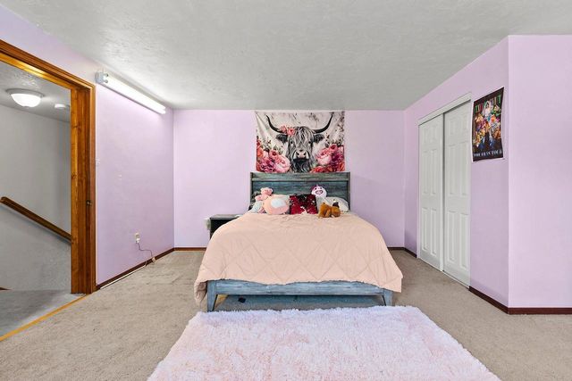 2100 HILLSIDE LANE, Green Bay, WI 54302