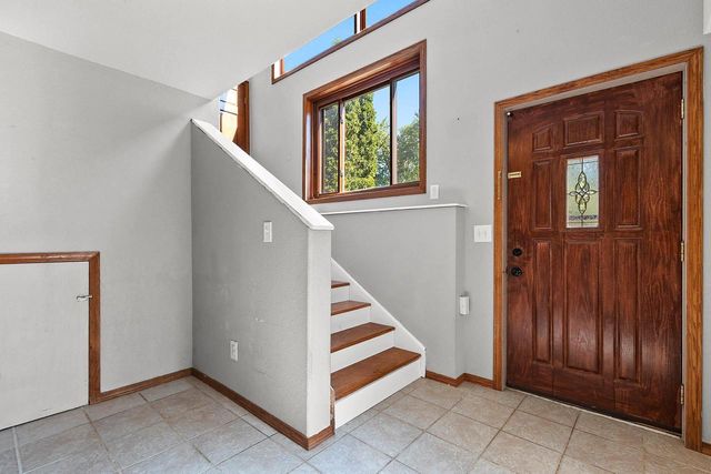 2100 HILLSIDE LANE, Green Bay, WI 54302