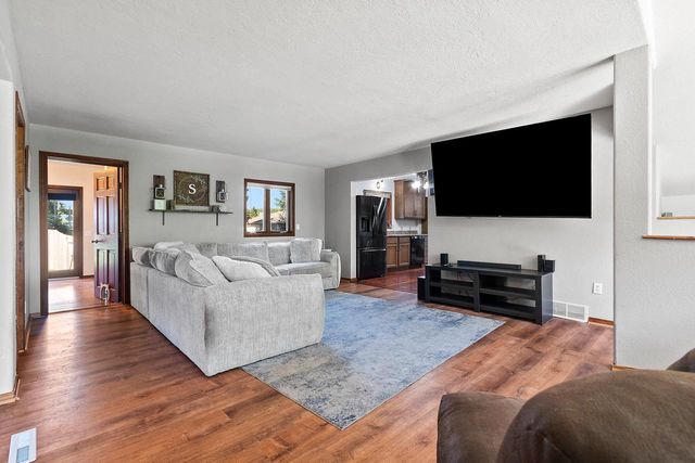 2100 HILLSIDE LANE, Green Bay, WI 54302