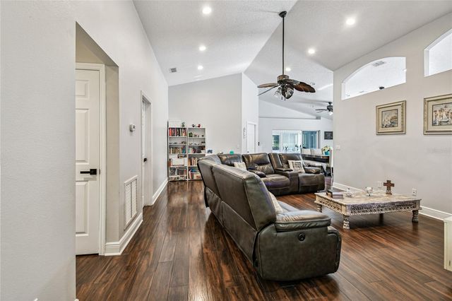 3840 EVERSHOLT STREET, Clermont, FL 34711