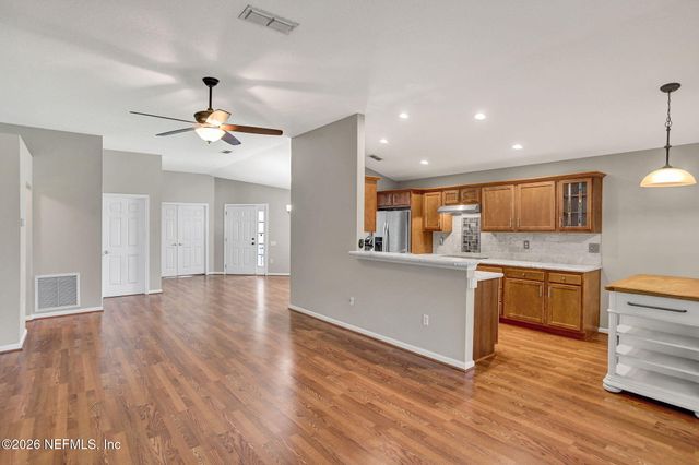 1325 FAIRWAY VILLAGE Drive, Fleming Island, FL 32003