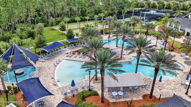 1325 FAIRWAY VILLAGE Drive, Fleming Island, FL 32003