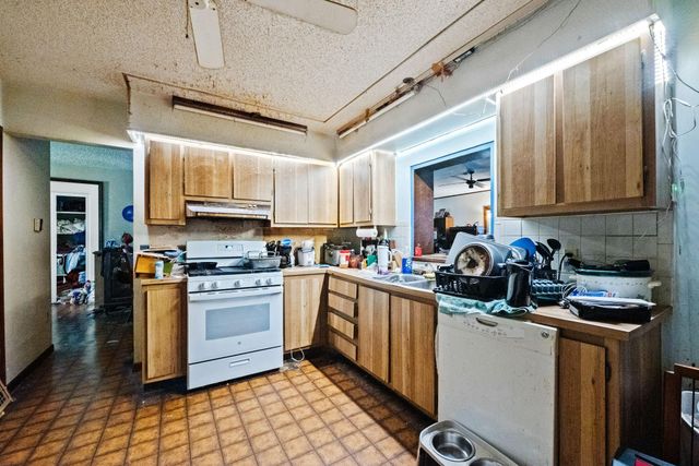 4351 NW 115th Ter, Sunrise, FL 33323