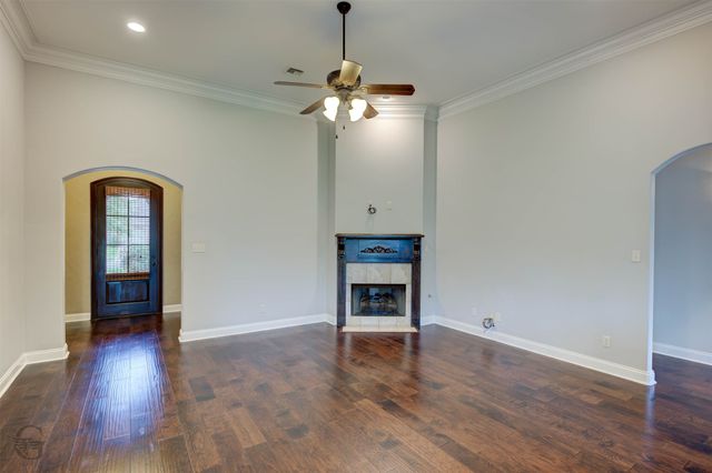605 Canoe Trail, Bossier City, LA 71111