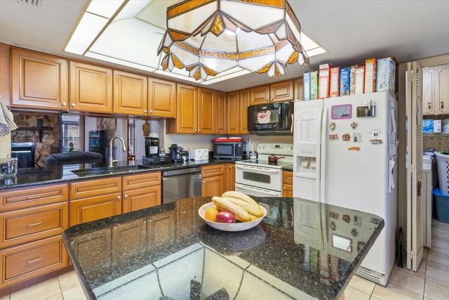 8921 S THOROUGHBRED POINT, Inverness, FL 34452