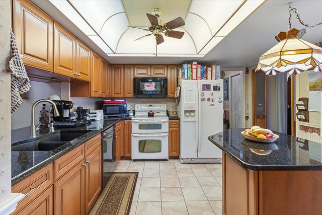 8921 S THOROUGHBRED POINT, Inverness, FL 34452