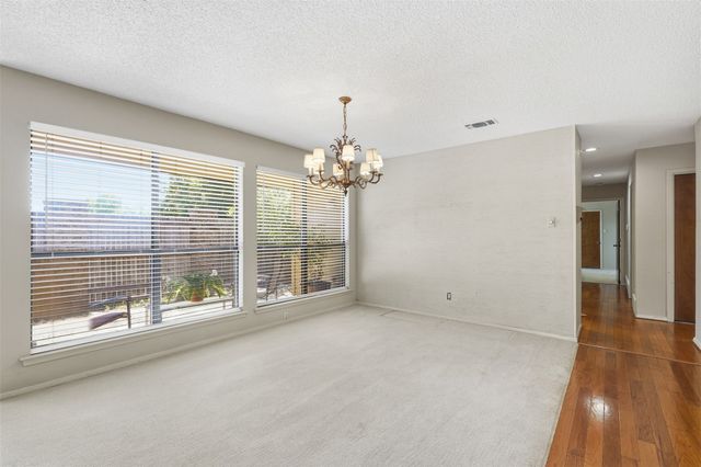 508 Fountainwood Drive, Arlington, TX 76012