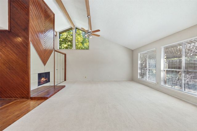 508 Fountainwood Drive, Arlington, TX 76012