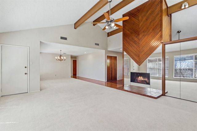 508 Fountainwood Drive, Arlington, TX 76012