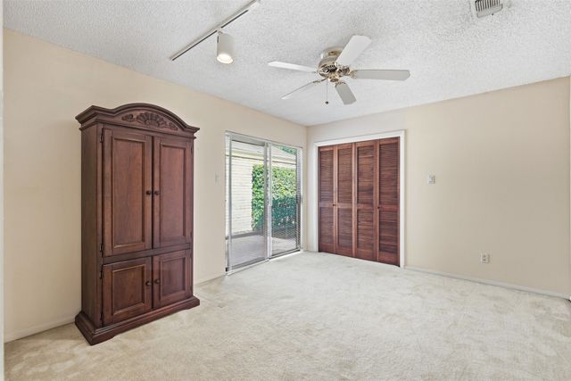 508 Fountainwood Drive, Arlington, TX 76012