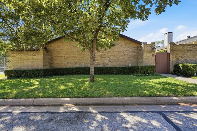 508 Fountainwood Drive, Arlington, TX 76012