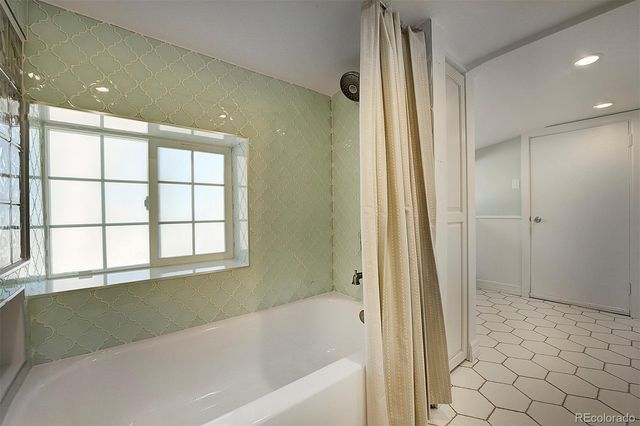 779 Kinnikinnik Hill, Golden, CO 80401